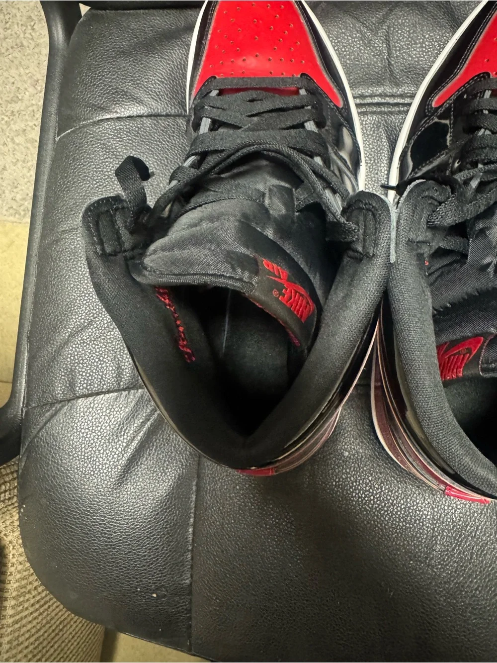 Jordan Men’s Air Jordan 1 High Black/Red Patent Leather